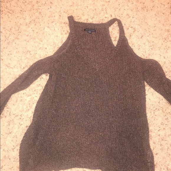 American Eagle off the shoulder sweater - Picture 1 of 2